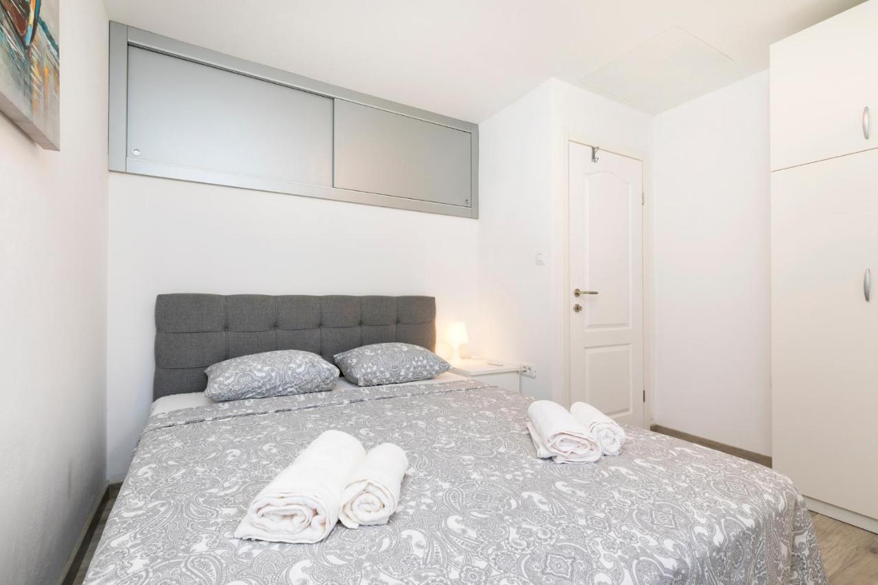 Vacation House Orange Veli Lošinj Eksteriør bilde