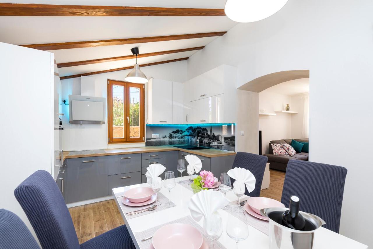 Vacation House Orange Veli Lošinj Eksteriør bilde