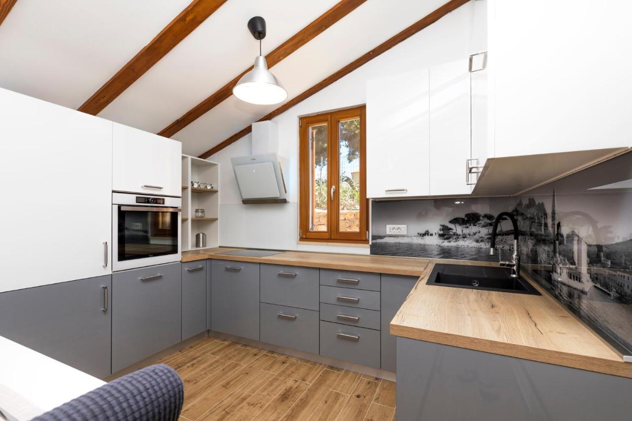 Vacation House Orange Veli Lošinj Eksteriør bilde